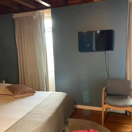 The Rooftop Bed & Breakfast