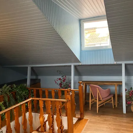 Bed & Breakfast The Rooftop Lissabon