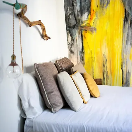 The Rooftop Bed & Breakfast Lissabon